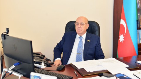 Qanun layihələri plenar iclasa tövsiyə olundu