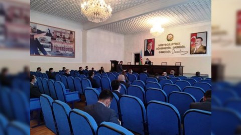 İcra başçısı müşavirə keçirdi