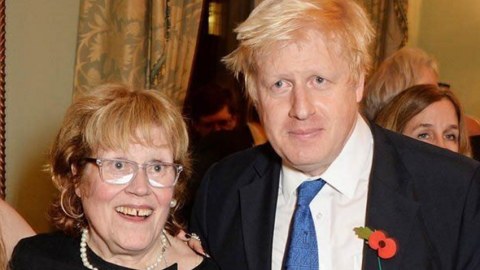 Boris Consonun anası vəfat etdi