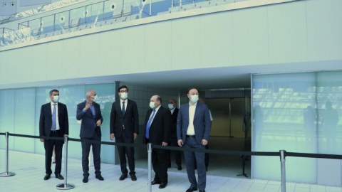 Yeni nazir Üzgüçülük Federasiyasına baş çəkdi