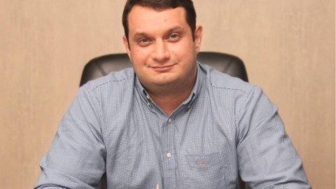 Rüşvət alan baş həkimin məhkəməsi başlayır - Cinayət işinin detalları