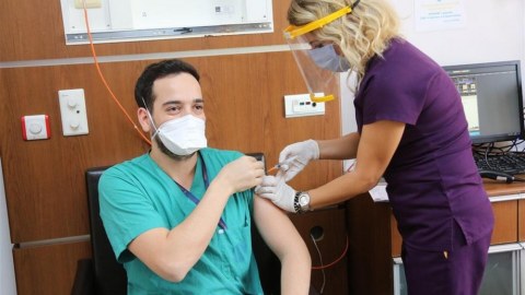 Hər iki doza vaksin vurduranların sayı 3 milyonu ötdü