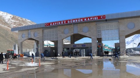 Türkiyə-İran sərhədi açıldı