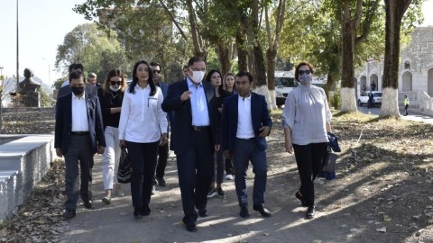 İƏT nümayəndələri Şuşada monitorinq apardı