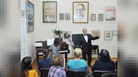 “AYRILIQ”la xalqı birləşdirdi, öz vaxtsız ayrılığı ilə isə ürəkləri parçaladı...