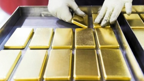 Özbəkistan son bir ayda qızıl ehtiyatını 9,3 ton artırdı