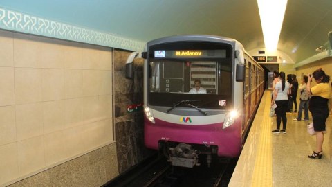 Xəttə buraxılan sınaq qatarında nasazlıq yarandı