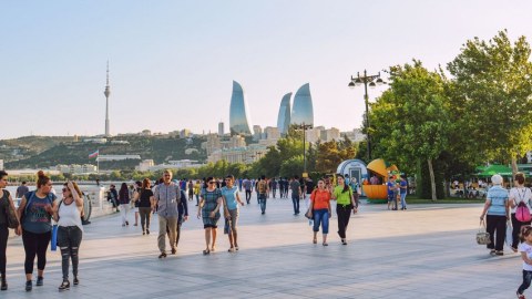 Əhalinin yaş qrupları üzrə sayı açıqlandı