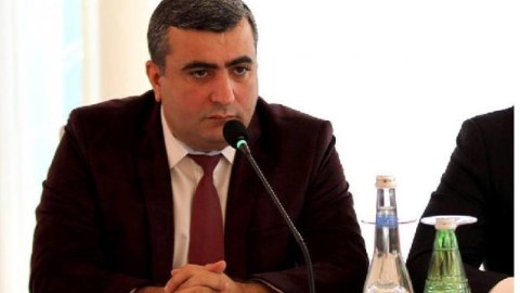 COVID-19-a yoluxan Elnur Əşrəfoğlu ECMO-ya qoşuldu