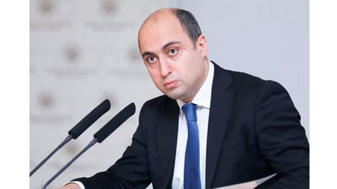 Nazir təhsil müəssisələrinin rəhbərlərinə tapşırıq verdi