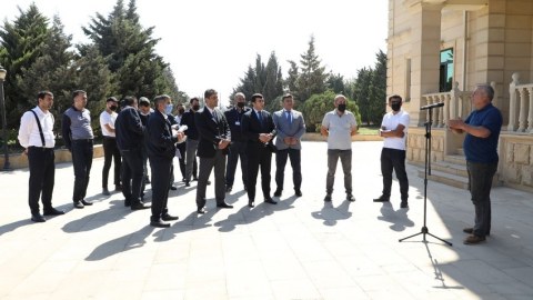 “Azəriqaz” rəhbərliyi Zirədə istixana sahiblərinin problemini dinlədi