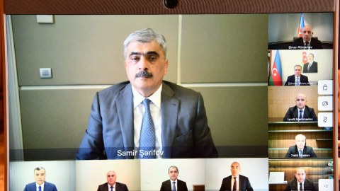 Əli Əsədovun sədrliyi ilə İqtisadi Şuranın iclası keçirildi