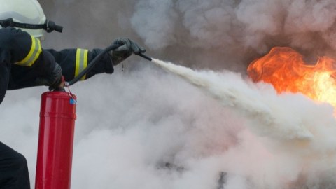 Tovuzda mağaza YANDI