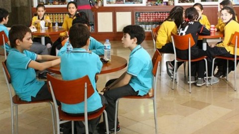 Məktəblərdə bufetlərin fəaliyyəti ilə bağlı QƏRAR VERİLDİ
