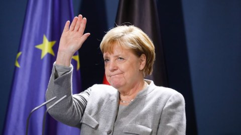 Almaniya 16 illik Merkel erası ilə VİDALAŞIR