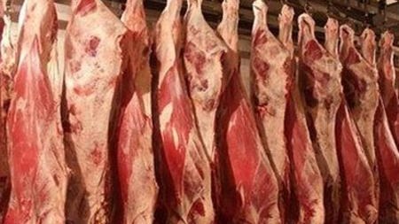 “Həftə” bazarında qanunsuz ət satışı dayandırıldı