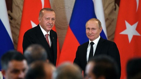 Soçi görüşü öncəsi Putinlə Ərdoğan arasında GƏRGİNLİK