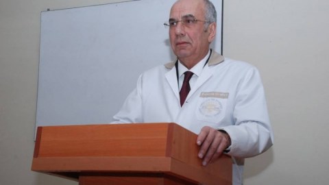 “İnsanları öldürən COVID-19 deyil” - Professordan maraqlı AÇIQLAMA  