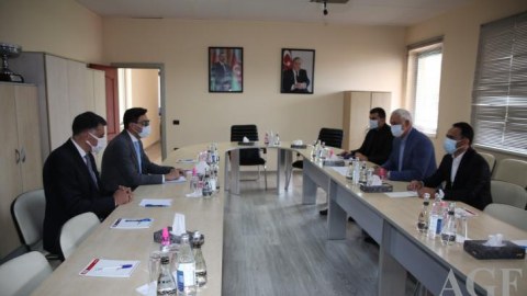 Fərid Qayıbov Azərbaycan Güləş Federasiyasında - FOTOLAR