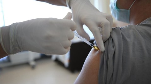 Türkiyə əhalisinin 69%-dən çoxu tam peyvəndlənib