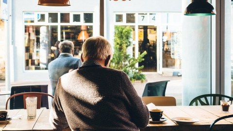 Pandemiya daha çox yaşlı insanlara psixoloji təsir edir