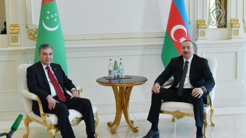 İlham Əliyev Türkmənistan Prezidentini təbrik etdi