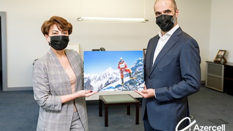 Alpinistimiz yeni zirvələri fəth etməyə hazırlaşır