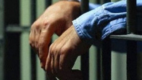 Ermənistan ordusuna köhnə raketlər satan keçmiş zabit həbs edildi