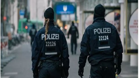 Berlin polisi seçki günü ciddi rejimə keçdi