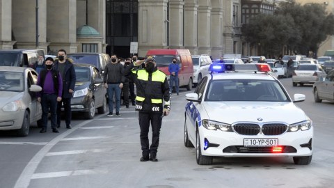 Saat 12-00-da bütün yollarda hərəkət dayandırılacaq
