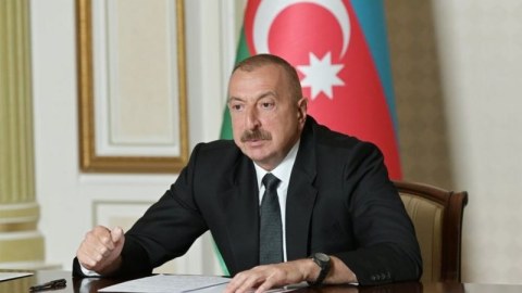 İlham Əliyev: Kimsə “Dağlıq Qarabağ” adlı ölünü diriltmək istəyirsə, onu öz ərazisində etsin!