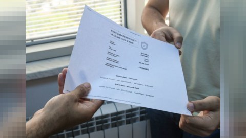 Daha bir vaksin maxinasiyası - 6 nəfərə cinayət işi açıldı