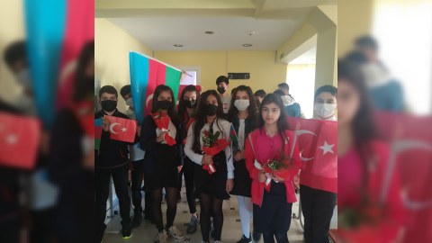 Mübariz İbrahimov adına məktəbin şagirdləri Türkiyədə qazilərimizi ziyarət ediblər