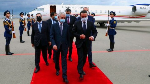 Gürcüstanın Baş naziri Azərbaycandadır