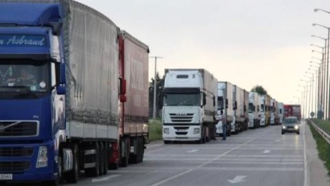 Pakistanın yük maşınları oktyabrda Azərbaycanda olacaq
