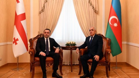 Əli Əsədov Gürcüstanla iclasda Zəngəzur dəhlizindən danışdı  