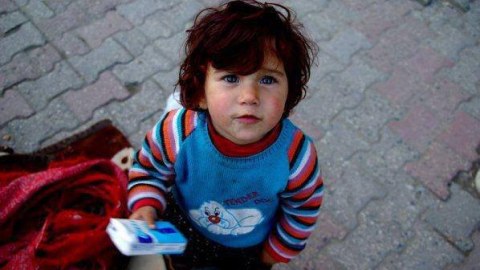 Deputat salfet satan azyaşlılardan DANIŞDI