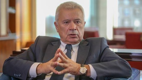 Vahid Ələkbərovu 25 il sonra Azərbaycandakı biznesinə qaytaran SƏBƏB