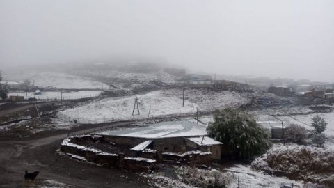 Azərbaycanın kəndlərinə qar yağdı - FOTO