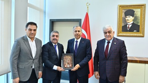İstanbul valisi ilə soydaşlarımızın problemləri müzakirə edilib