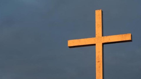 Fransa kilsələrində pedofil keşiş qalmaqalı