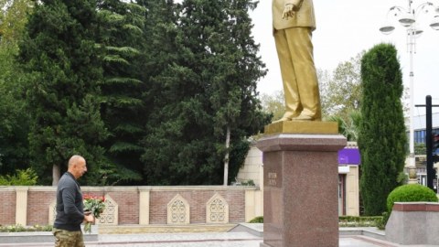 İlham Əliyev Tərtər və Bərdədə səfərdə olub