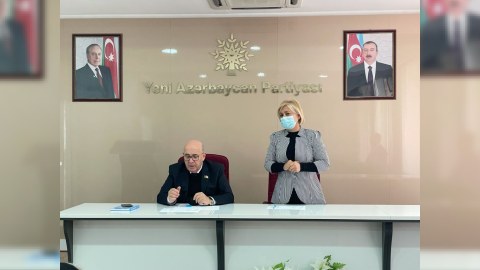 Əhliman Əmiraslanov şəhid ailələri ilə görüşüb - FOTO