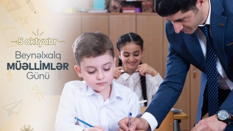 Nazir müəllimləri təbrik etdi