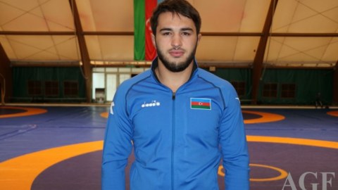 Güləşçimiz dünya çempionatında bürünc medal qazandı