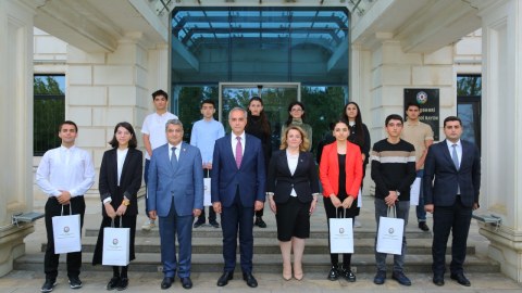 Binəqədidə təhsil konfransı- FOTO