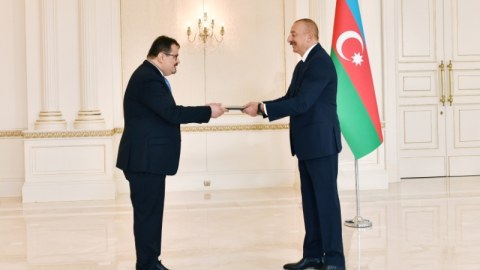 İlham Əliyev: Ermənistanla əlaqələr qurmaq istəyirik - YENİLƏNİB