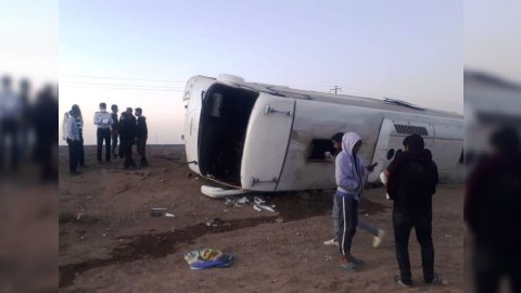 İranda avtobus aşdı - 33 nəfər yaralandı