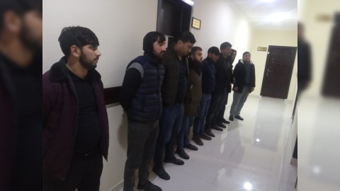 Çay evində 8 nəfər saxlanıldı