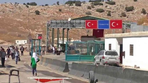 Türkiyə İranla sərhədləri  BAĞLADI
